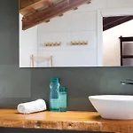 Lejlighed Mediterranean Gem Getaway *